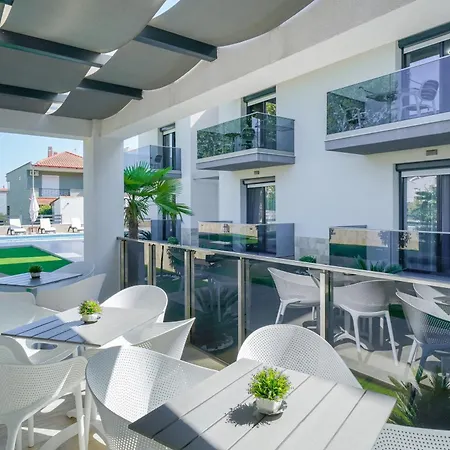 Апартхотел Kataleya Poolside 4*